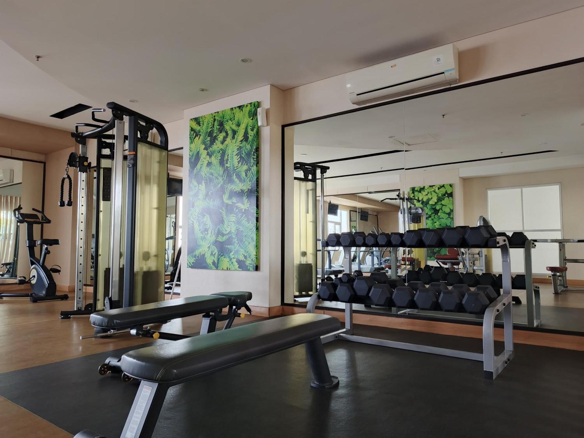 2Br Lucky Tower Residence Jakarta Old Town Top Floor Condo Eksteriør billede