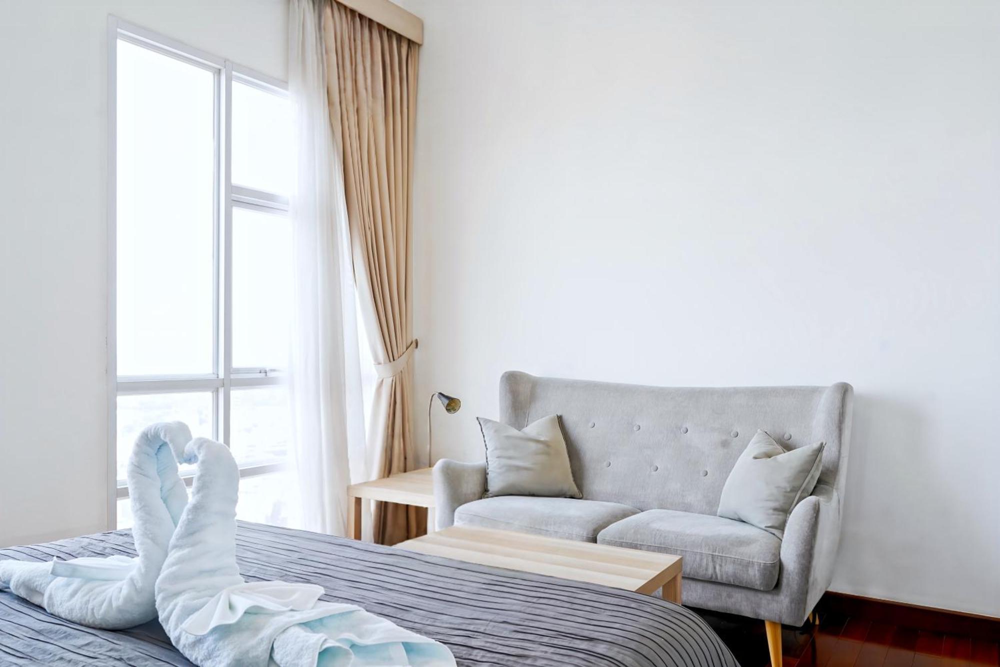 2Br Lucky Tower Residence Jakarta Old Town Top Floor Condo Eksteriør billede
