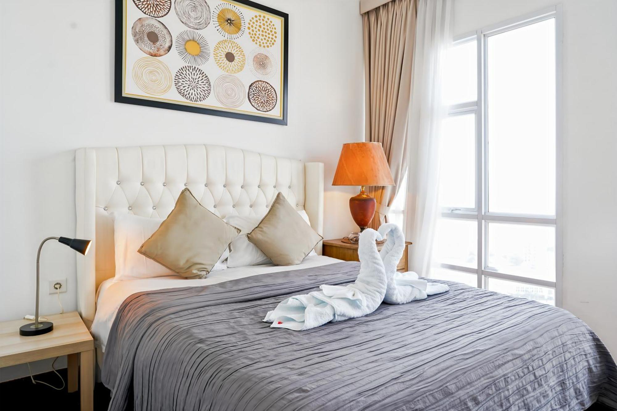 2Br Lucky Tower Residence Jakarta Old Town Top Floor Condo Eksteriør billede